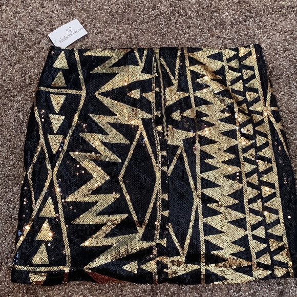 Black and gold sequin mini skirt - Picture 2 of 2